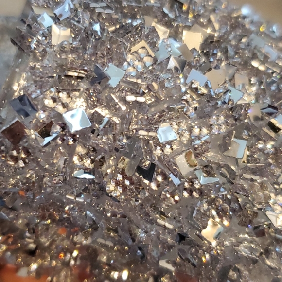 Super Adorable Sparkle Slides - Picture 4 of 5